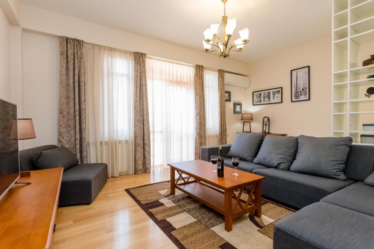 Apartment In The City Centre Ll Tbilisi Eksteriør bilde
