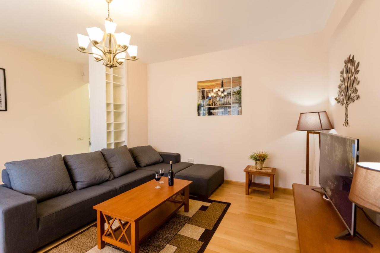 Apartment In The City Centre Ll Tbilisi Eksteriør bilde